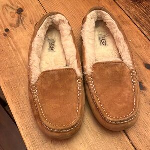 UGG 3312 Women's Ansley Low Top Sz US 9 Genuine Leather Suede Slippers Chestnut